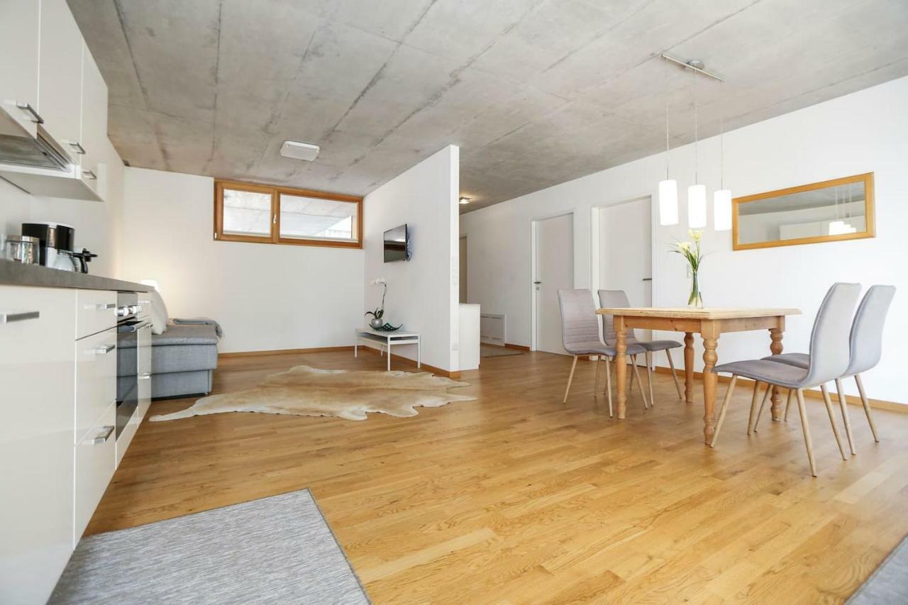 Gartenwohnung In Praemierter Wohnanlage Klaus  Buitenkant foto